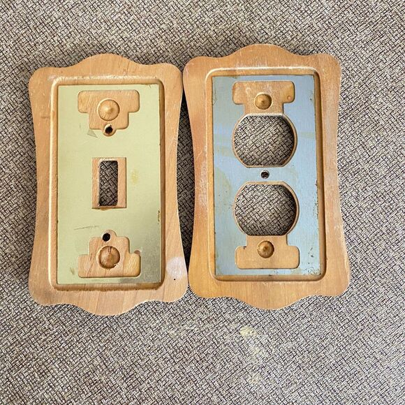Vintage Speckled Wood 70s Light Switch & Outlet Cover Decorative Retro Wooden - Picture 6 of 8